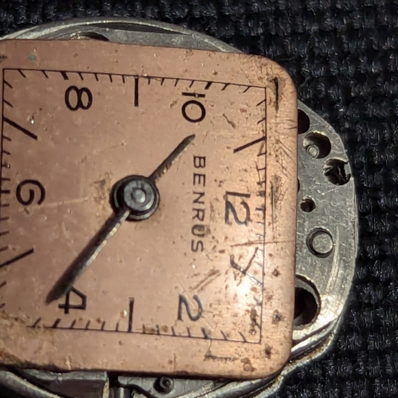 Vintage Ladies BENRUS Watch 17 Jewels Fancy Case original band…32 - Picture 3 of 10